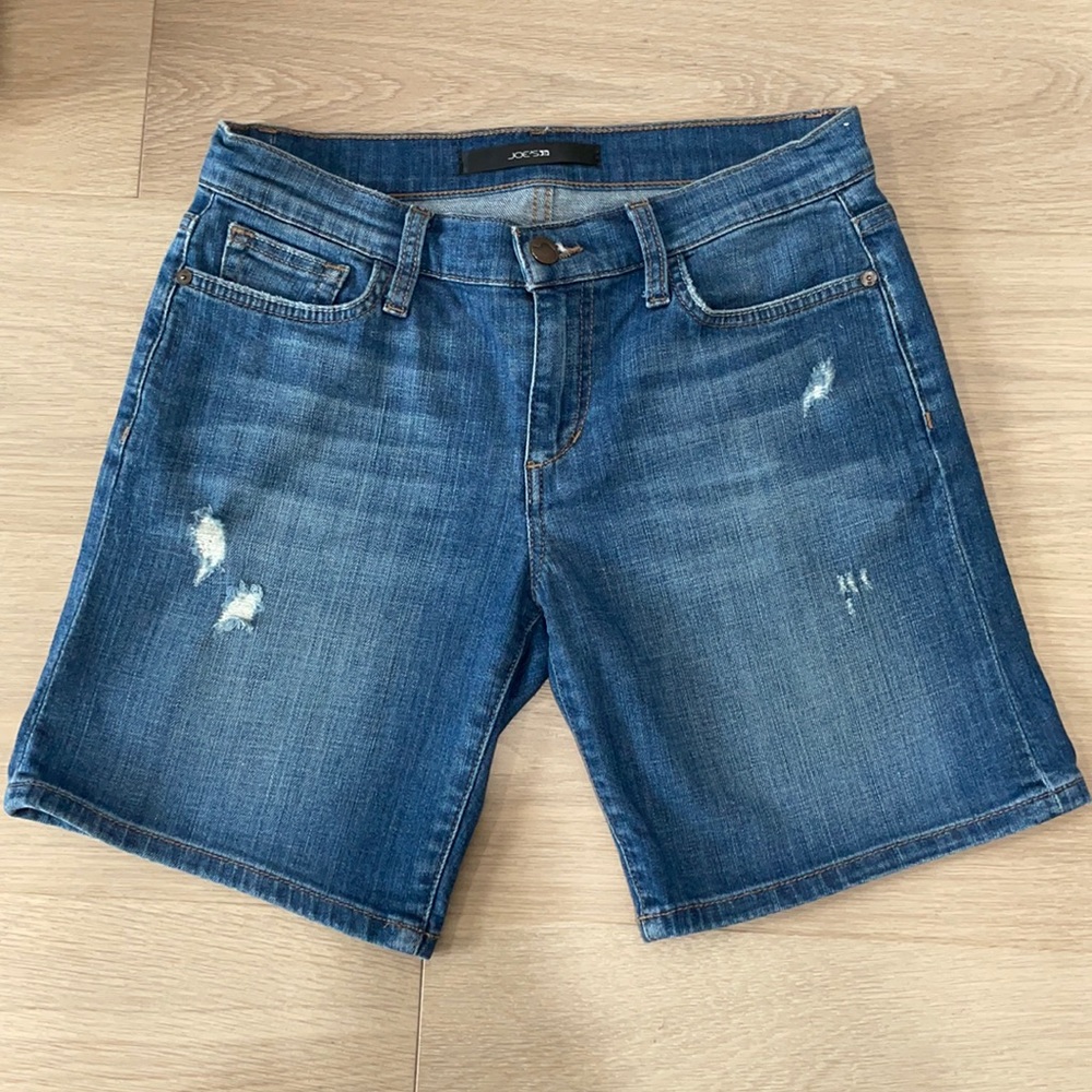 Joe’s Jean Shorts+Longer Length+Distressed+Sz 26
